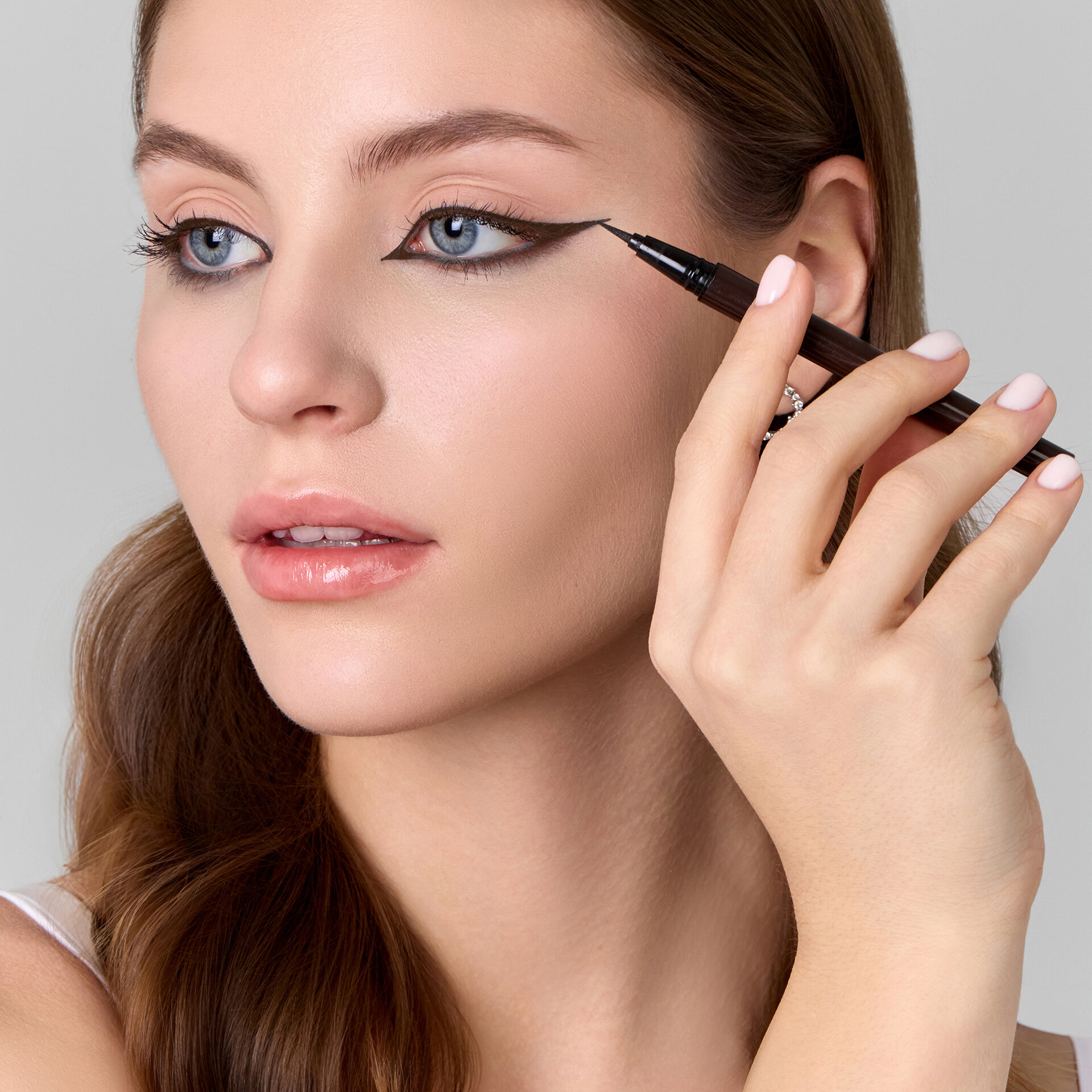 LIMONI Водостойкая подводка-фломастер  "Color Waterproof Eyestyler", тон 02