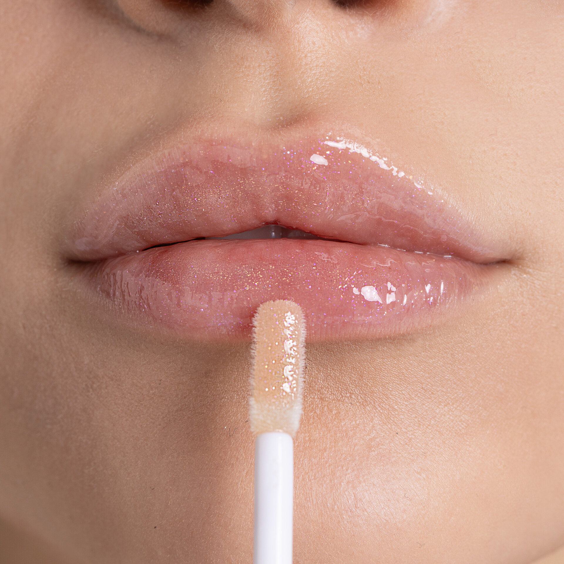  LIMONI Блеск для губ  "Rich Color Gloss" тон 123