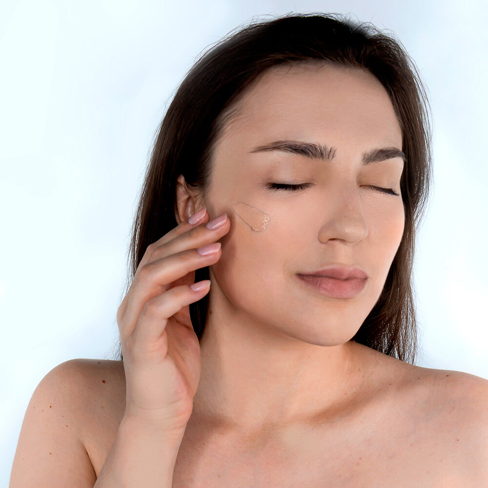 LIMONI ББ крем для лица с экстрактом секреции улитки тон №1 Snail Repair BB Cream 15ml***