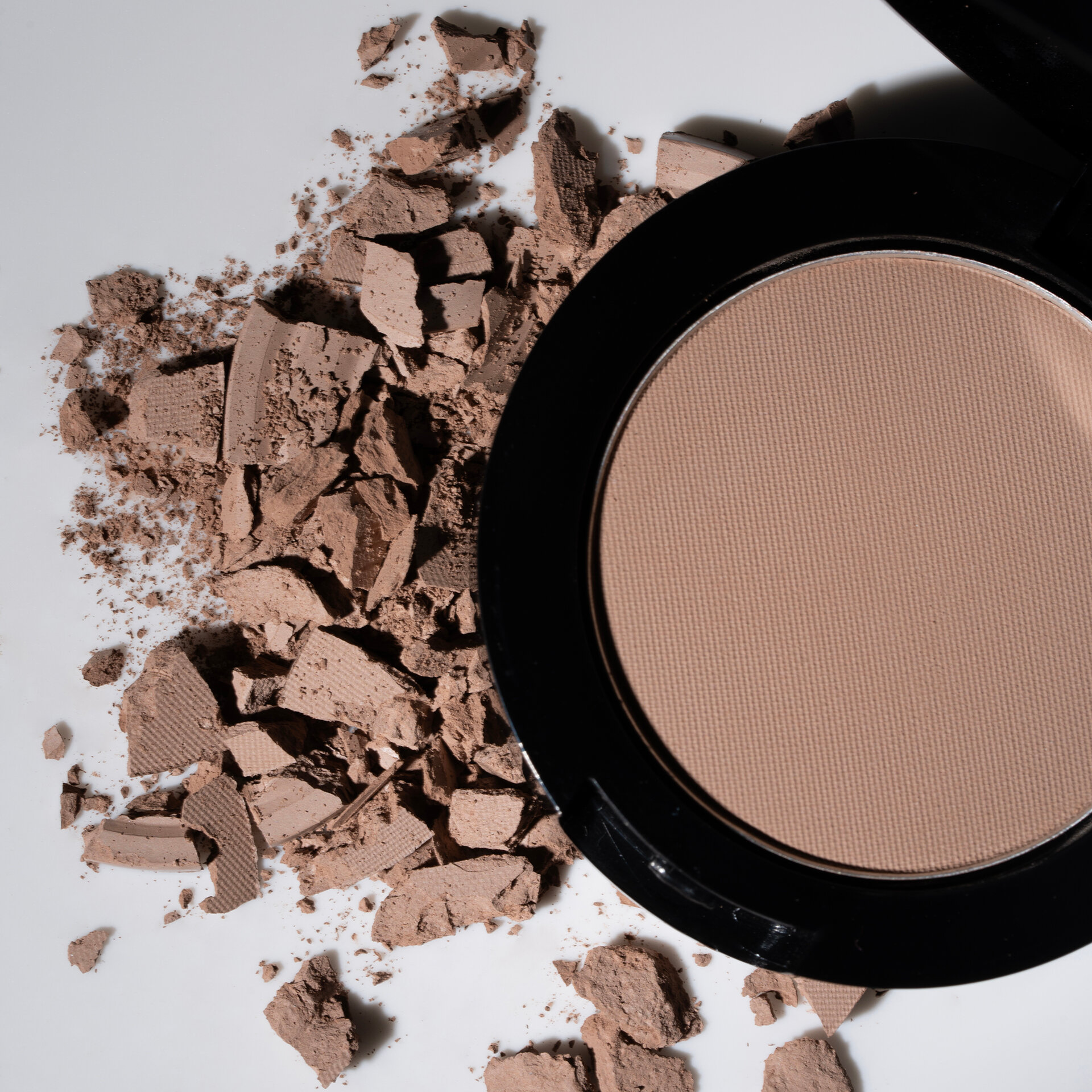 LIMONI Скульптурирующая пудра для лица "Face Sculpt Powder" 01 тон