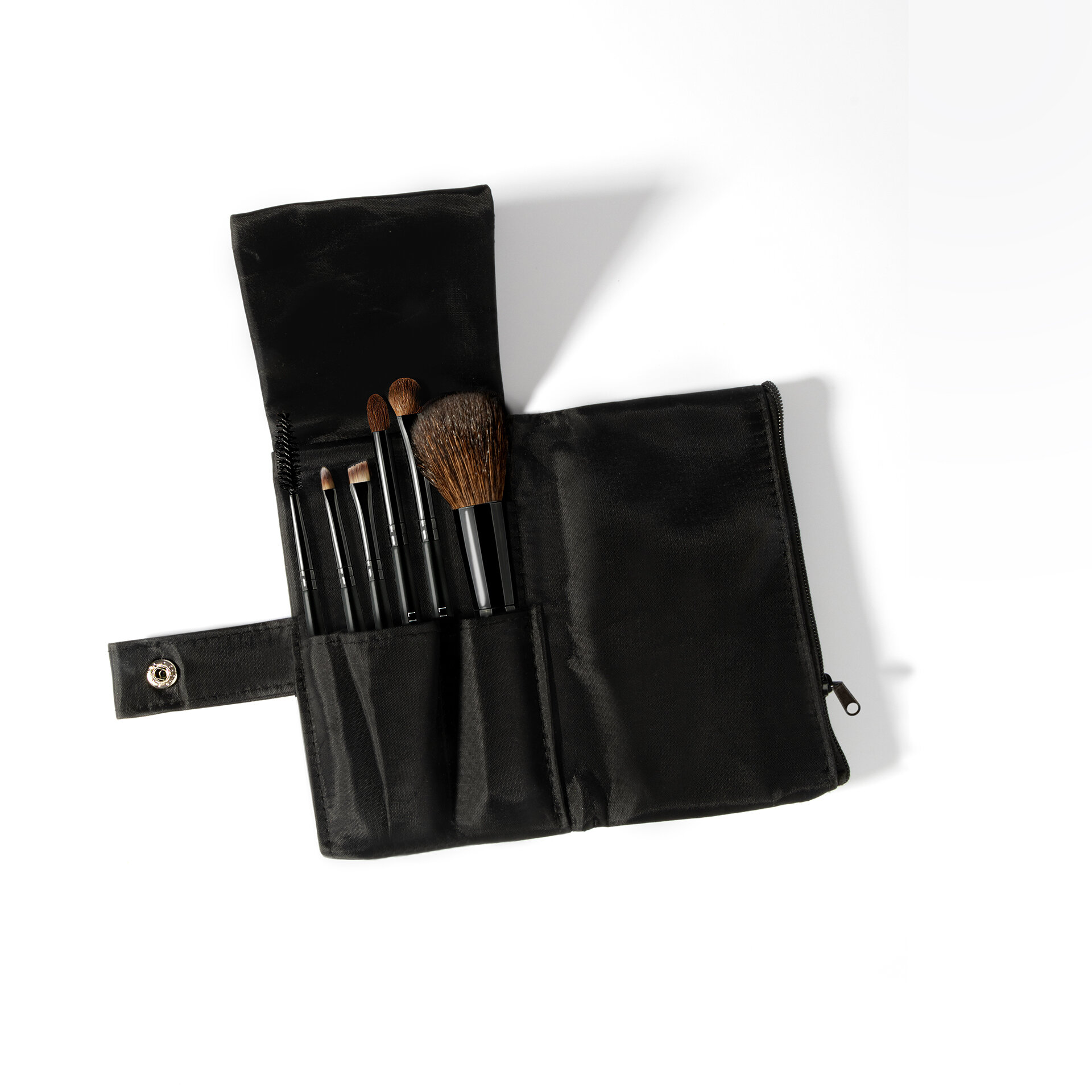 LIMONI Набор кистей "COMPACT KIT" (из 6 предметов) + чехол