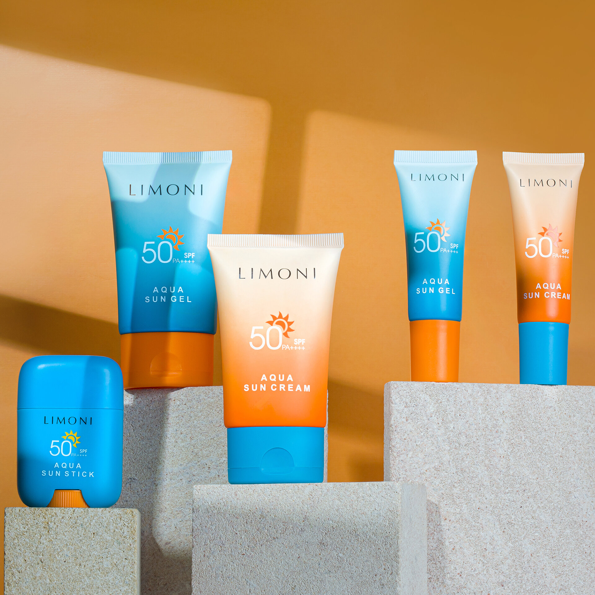 LIMONI Солнцезащитный стик SPF 50+РА++++ Aqua Sun Stick 16.5g