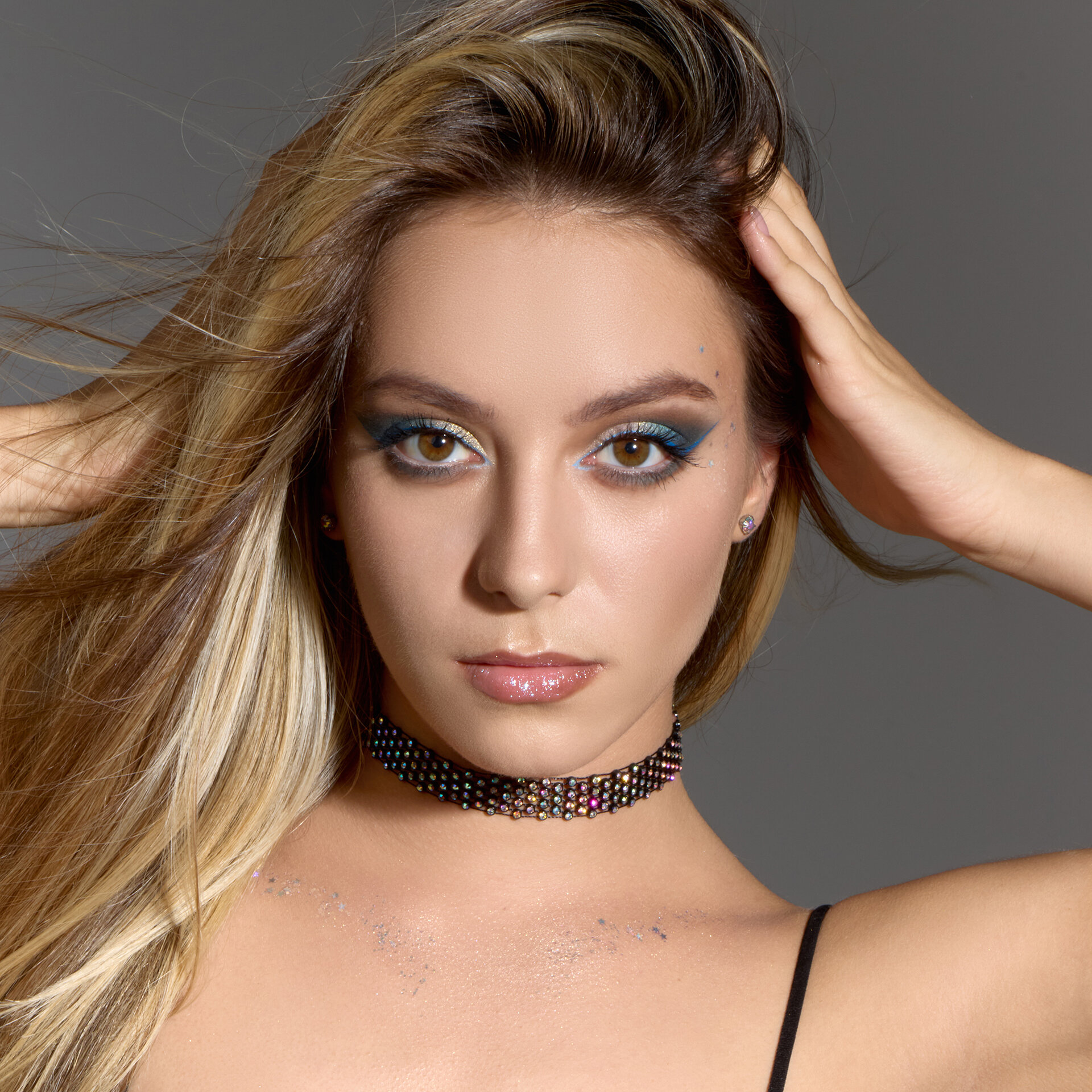 LIMONI Водостойкая подводка-фломастер  "Color Waterproof Eyestyler", тон 01 