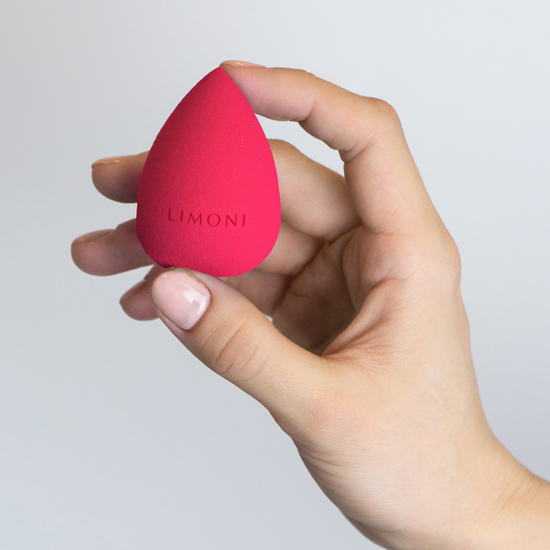 LIMONI Спонж для макияжа в наборе с корзинкой "Blender Makeup Sponge" Red