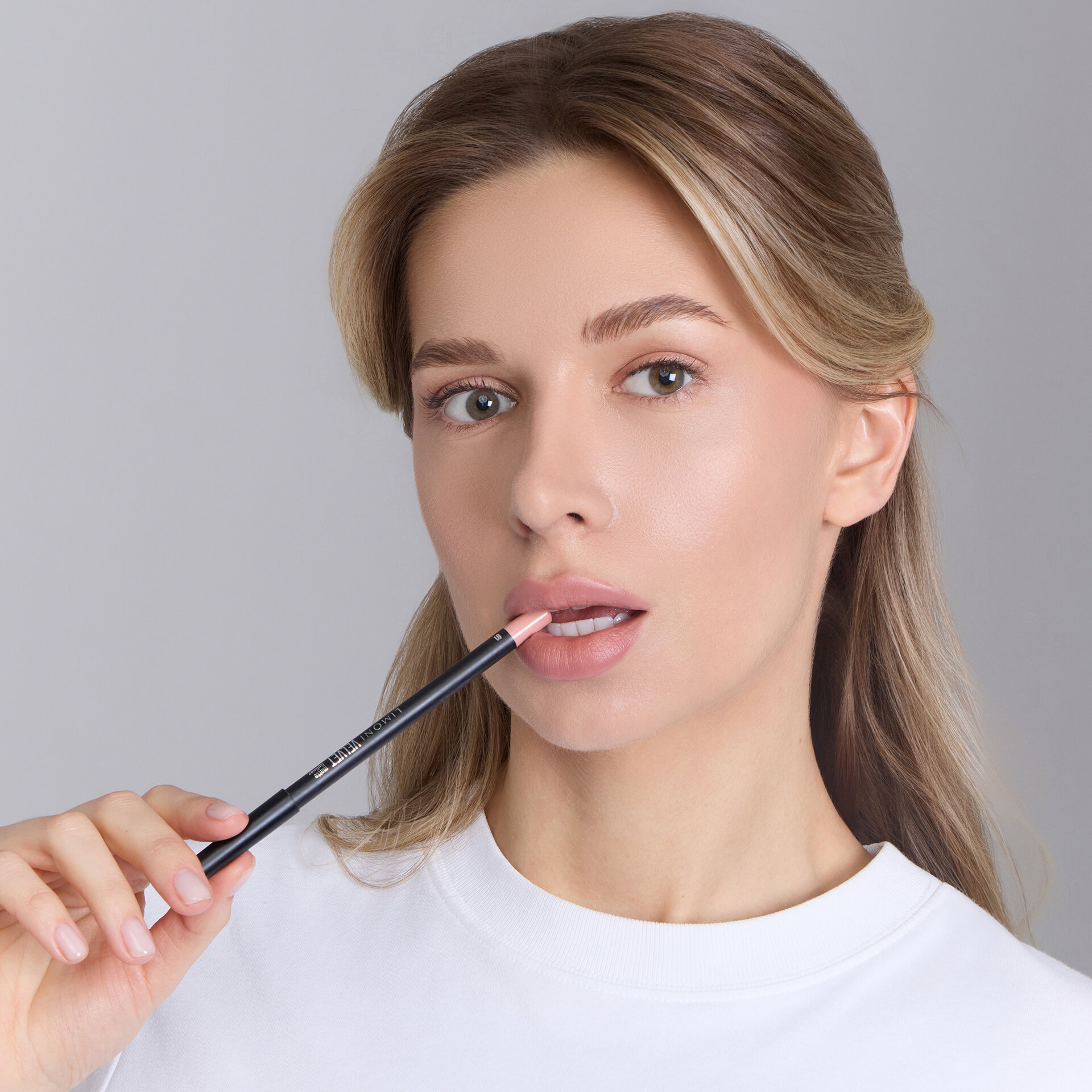 LIMONI Карандаш для губ "Velvet Matte Lipliner", тон 01 