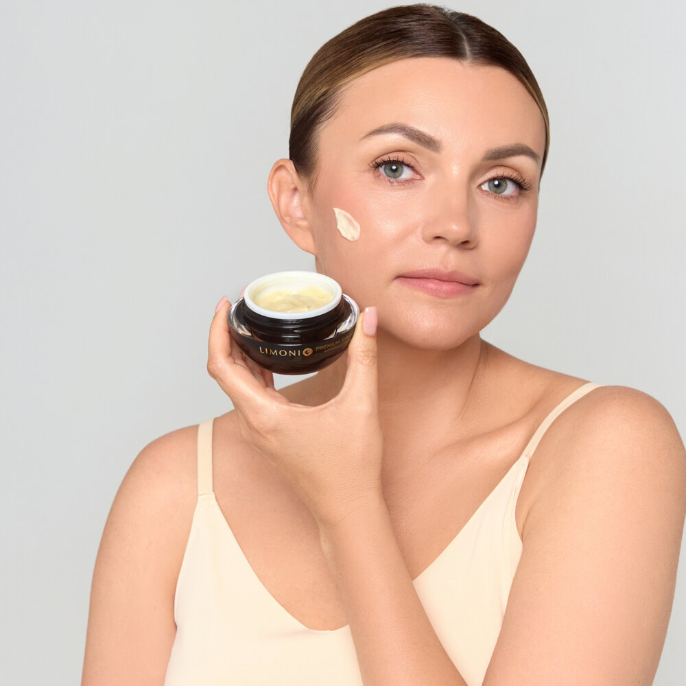 LIMONI Антивозрастной крем для лица со змеиным ядом Premium Syn-Ake Anti-Wrinkle Cream 50ml