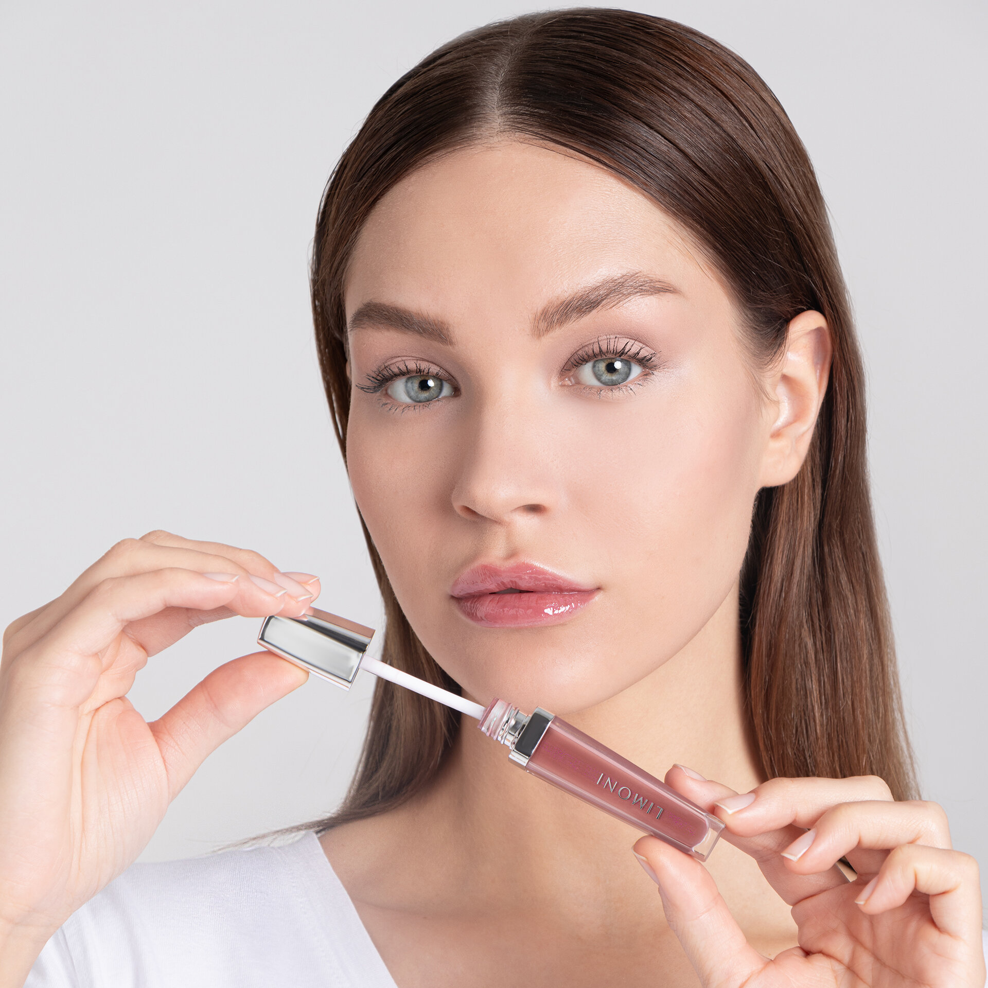  LIMONI Блеск для губ  "Rich Color Gloss" тон 122