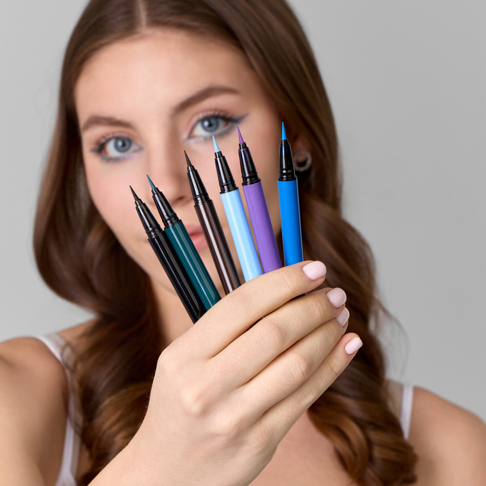 LIMONI Водостойкая подводка-фломастер  "Color Waterproof Eyestyler", тон 03