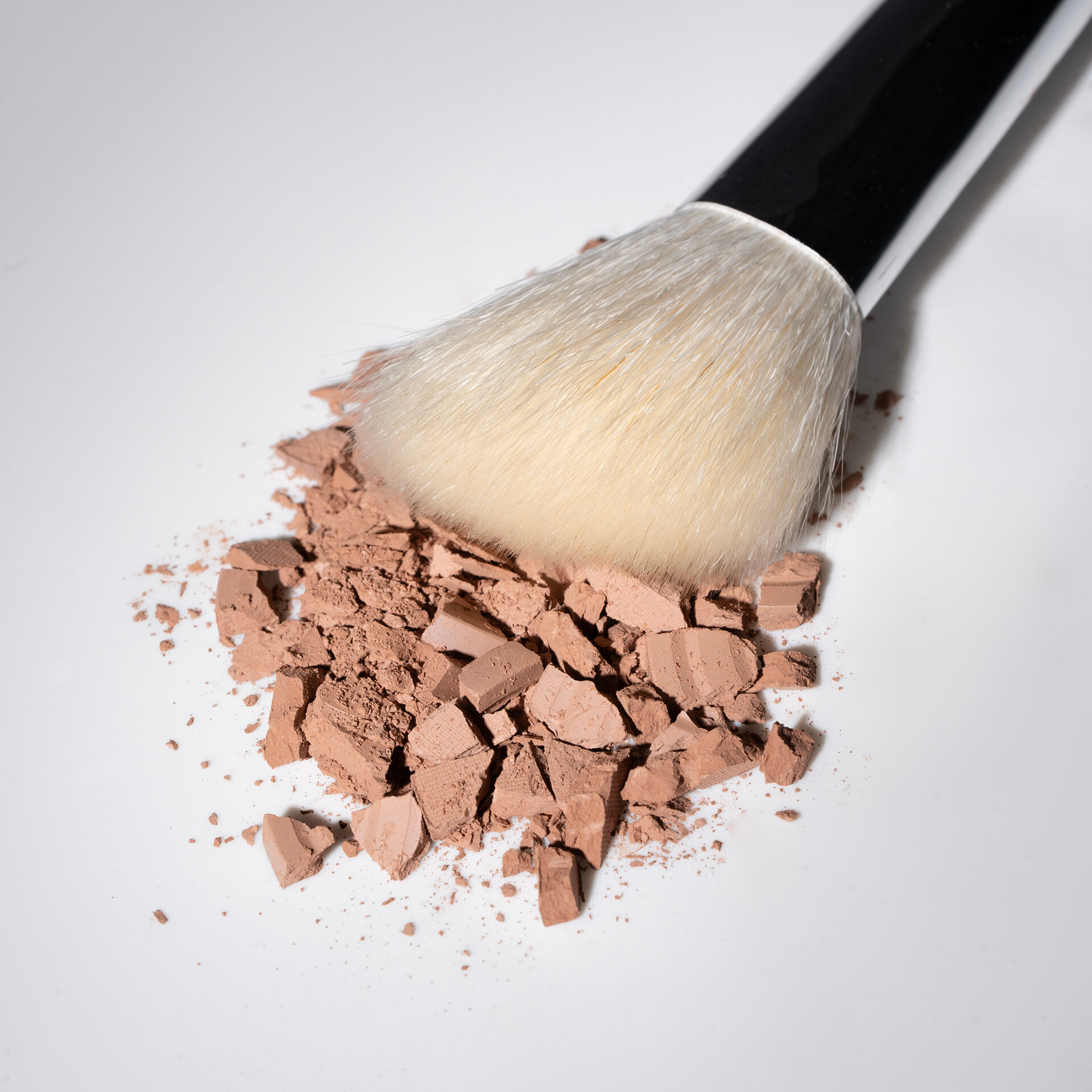 LIMONI Скульптурирующая пудра для лица "Face Sculpt Powder" 02 тон